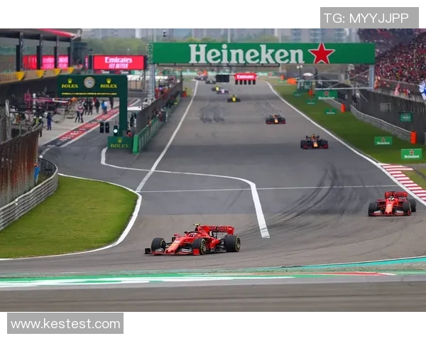 F1赛季车队排名与车手积分榜最新动态分析及前景预测 F1赛季车队排名与车手积分榜最新动态分析及前景预测